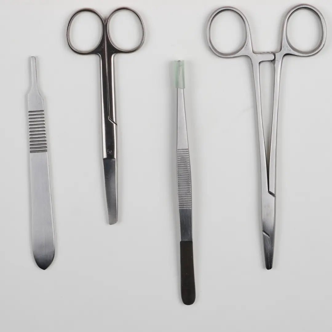PraticMed Dental Suture and Flap Training Kit – Bag and Pad Colour Choice UK 1002saribeyaz